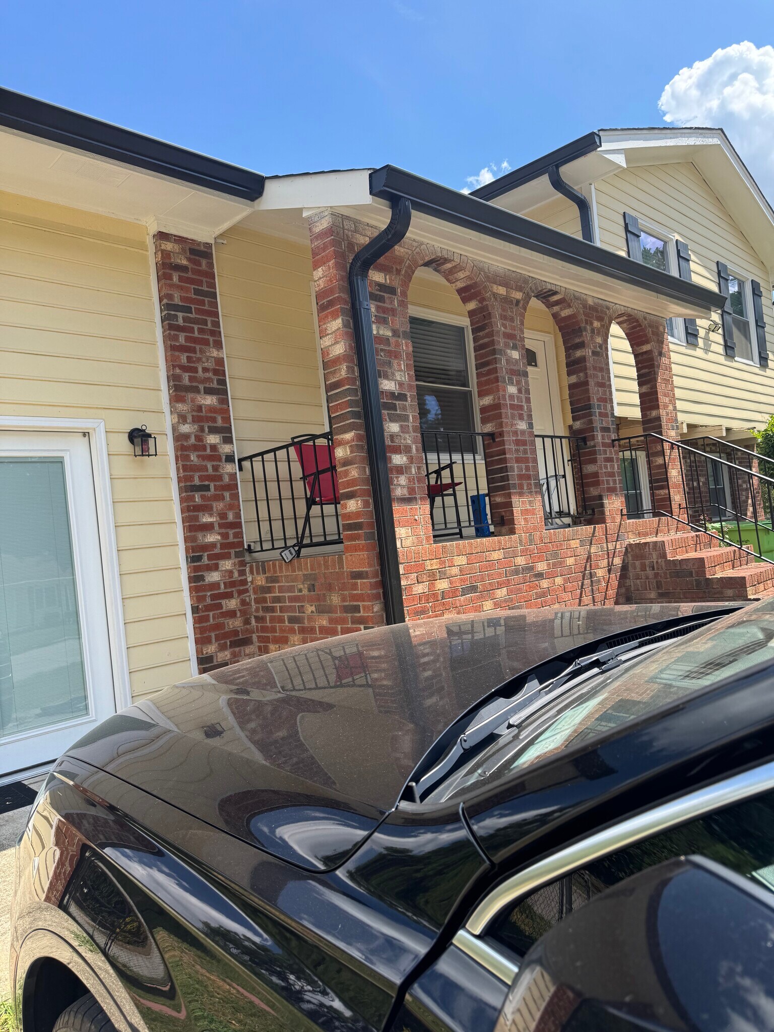 Porch - 2817 Sourwood St