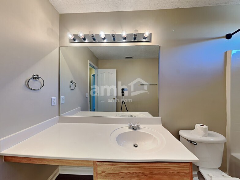 Building Photo - 3 Joggins Dr