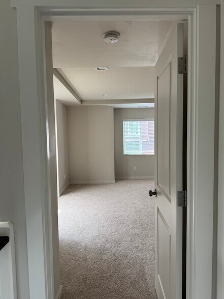 Entrance to the room - 29 159th St SE