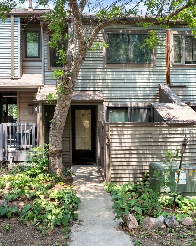 Building Photo - 350 Arapahoe Ave