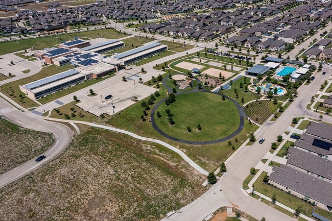 Building Photo - Union Park!