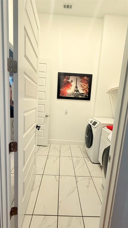 Building Photo - 20721 Dustin Ln