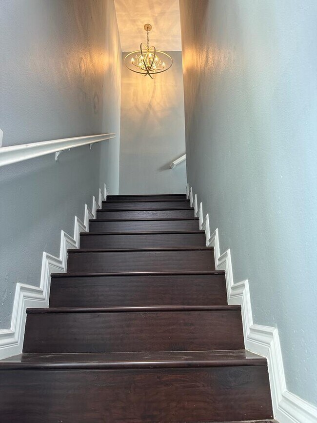 Building Photo - 13263 Filmore St