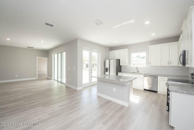 Building Photo - 1106 Homer St NW