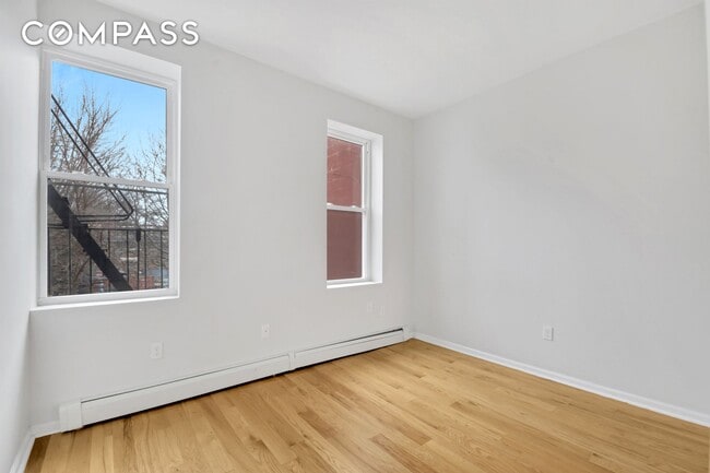 Building Photo - 184 Herkimer St