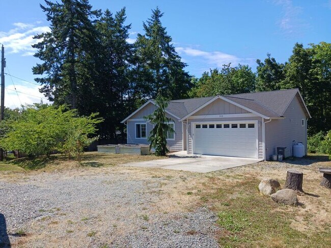 Building Photo - 942 Hadley Way