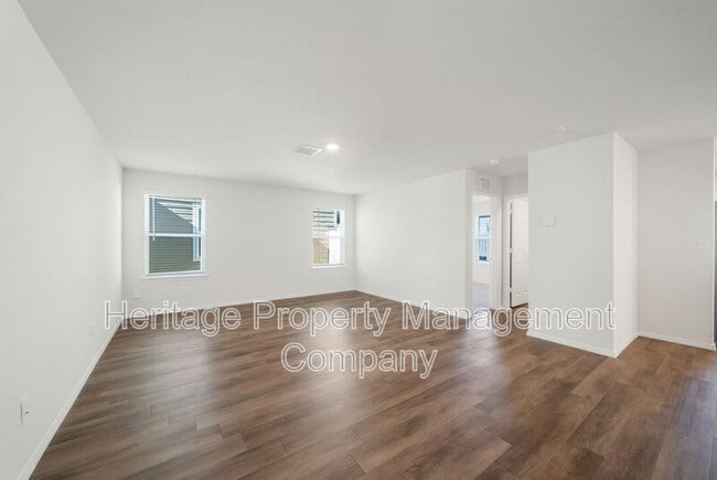 Building Photo - 13721 Crossbow Rdg