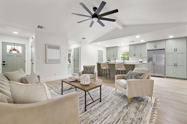 Building Photo - 10418 Doc Holliday Trail