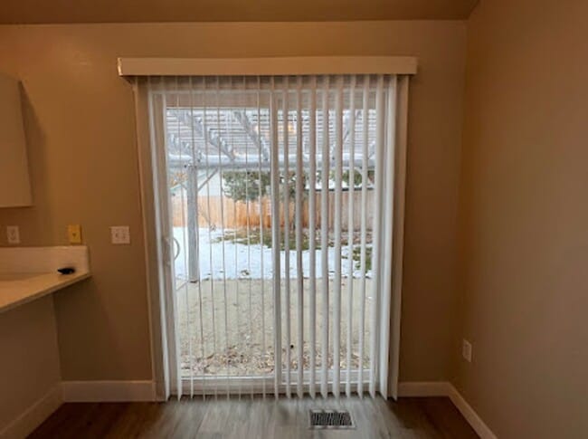 Building Photo - 3 Bedroom 2 Bath Home Close to Micron Available 4/20/26