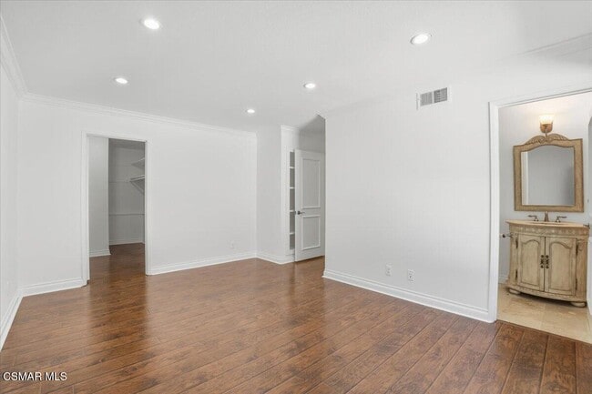 Building Photo - 31505 Lindero Canyon Rd