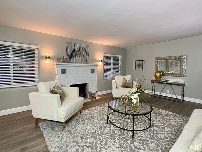 Building Photo - 3-Bed Sanctuary with 2 Baths in the Heart of Campbell - 2089 Sq Ft of Comfort!"