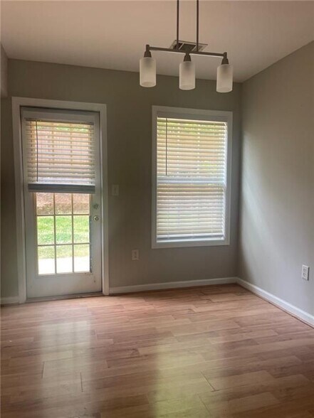 Building Photo - 170 Millwheel Dr