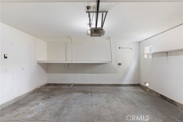 Building Photo - 20721 Roseton Ave