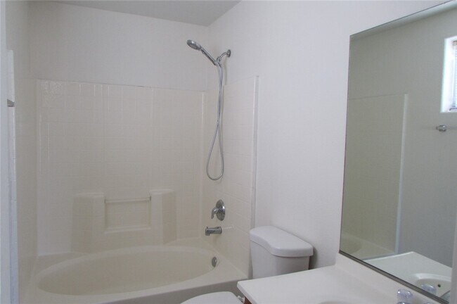 Building Photo - 1523 Ilona Dr