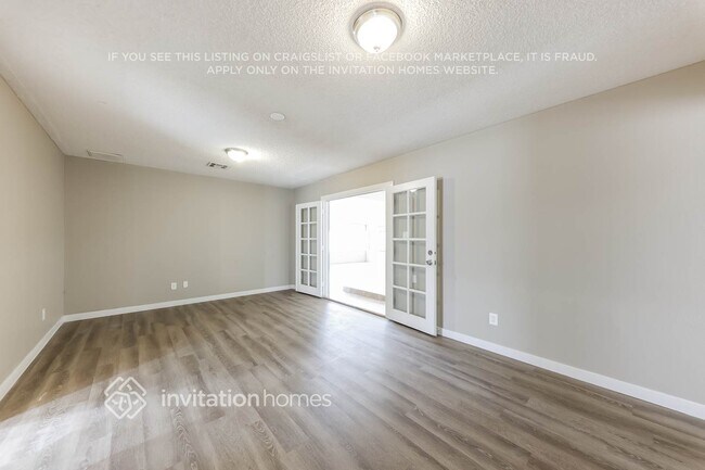 Building Photo - 3751 W Shangri-la Rd