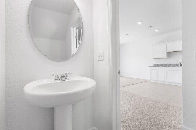 Building Photo - 3265 Vesara Dr