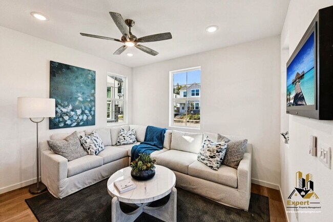Building Photo - 8647 Starburst Way