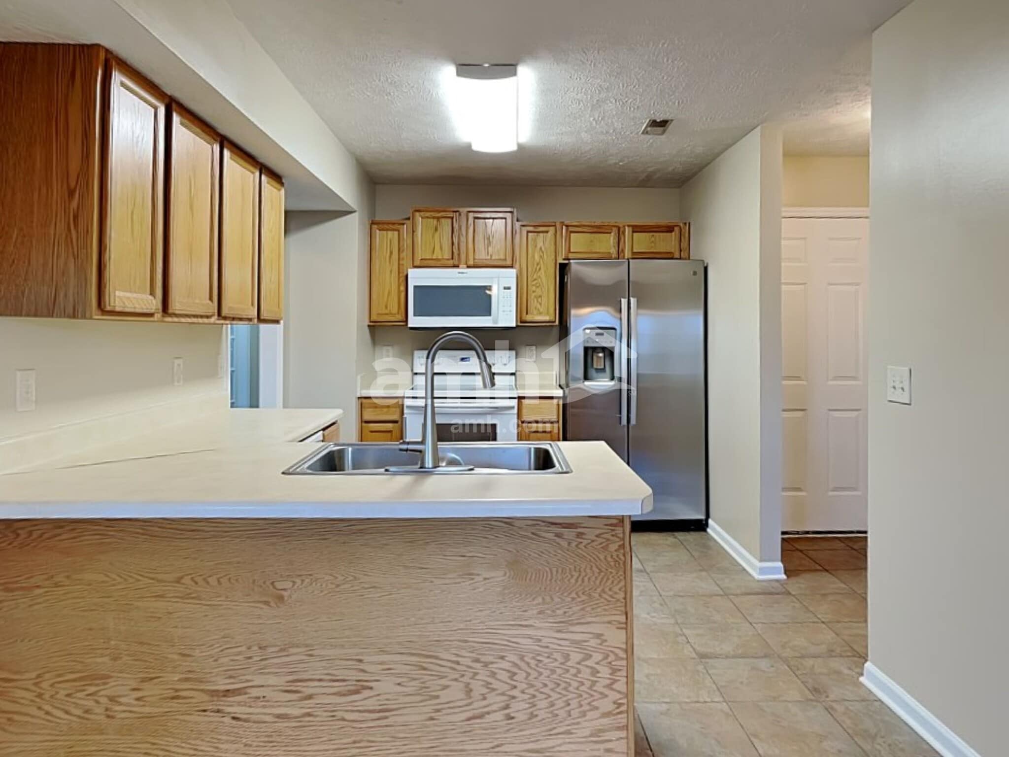 Building Photo - 1428 Westview Dr