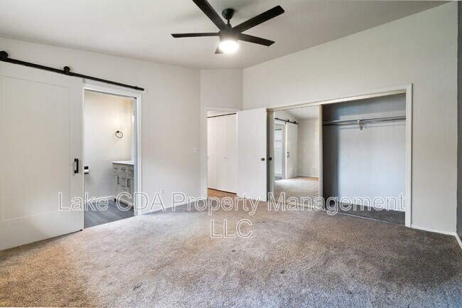 Building Photo - 13079 N Westwood Dr
