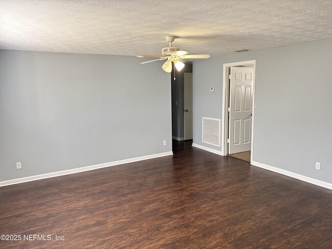 Building Photo - 361 Arora Blvd