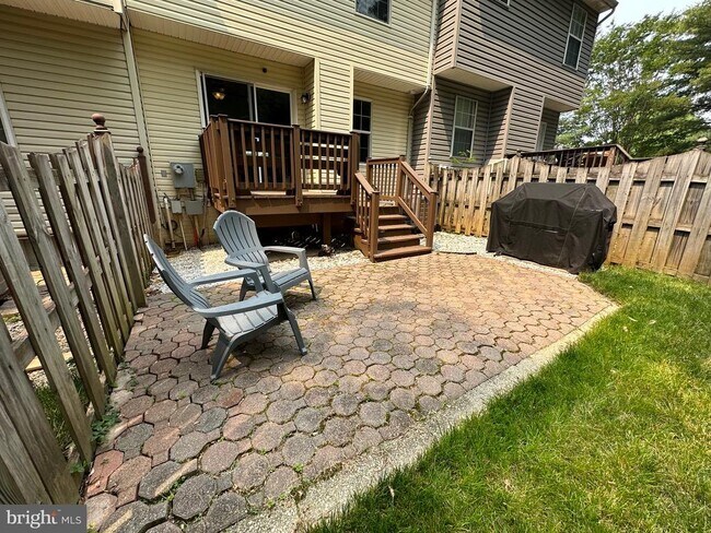 Building Photo - 103 Staunton Ct