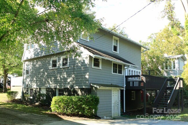 Building Photo - 10 Coleman Ave