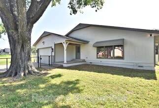 Building Photo - 1317 N 1st St