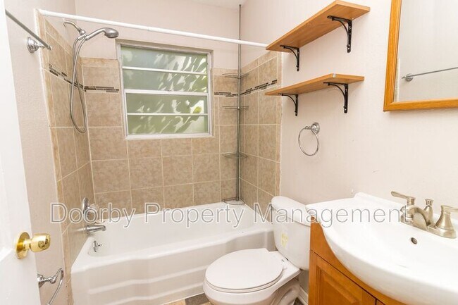 Building Photo - 1164 Chippewah Dr