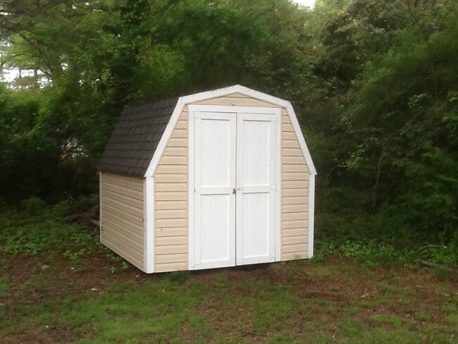 Building Photo - 303 Mac Murdo St