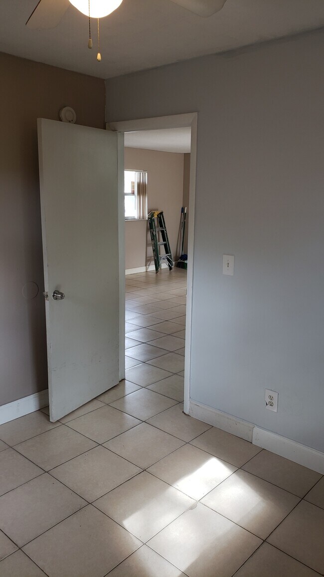 Building Photo - 1309 Union St