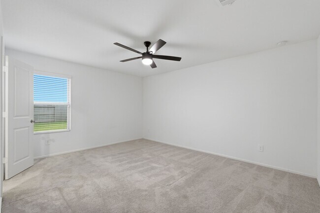 Building Photo - 235 River Grv Ct