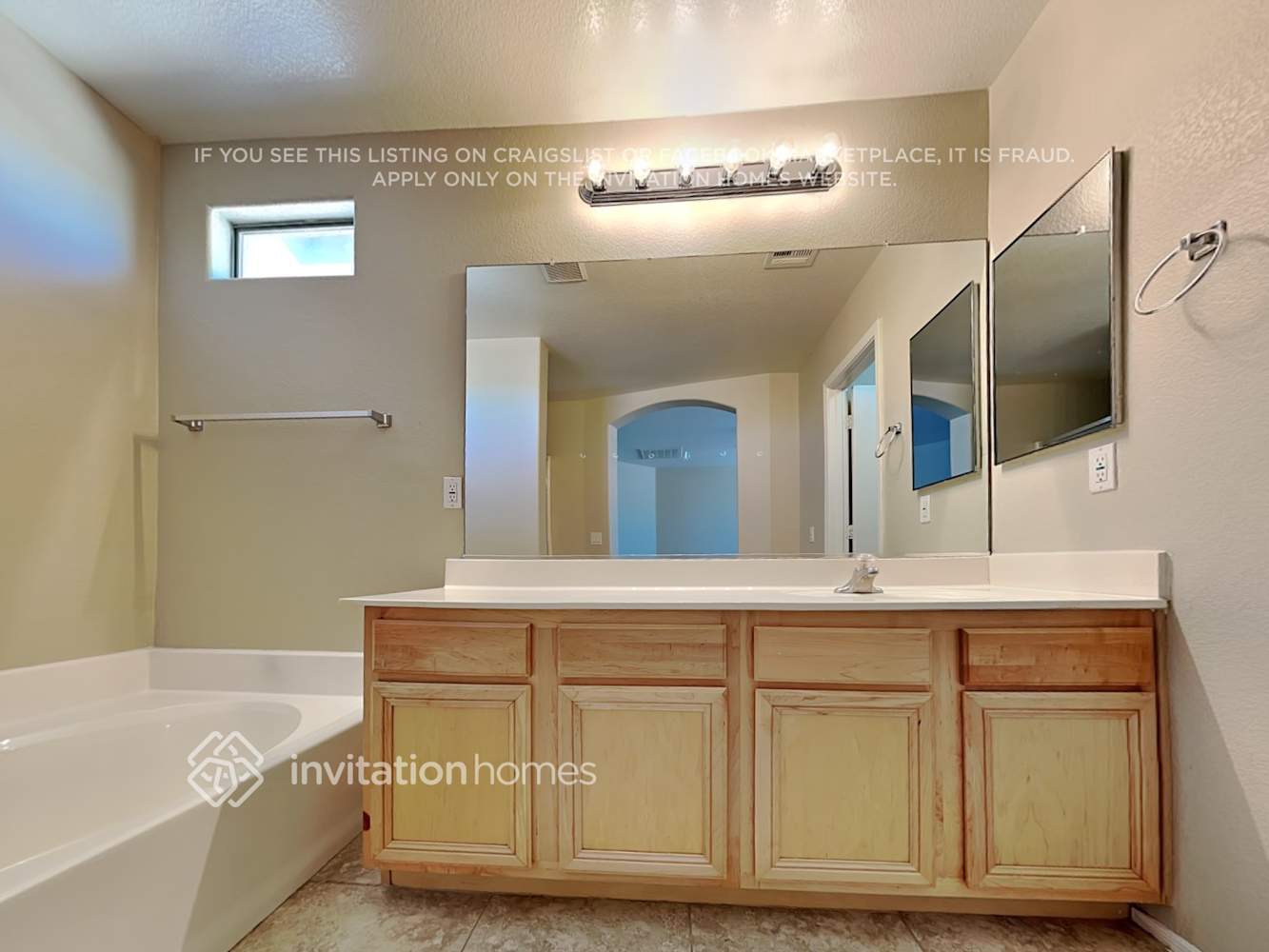 Building Photo - 7208 S 56th Ave