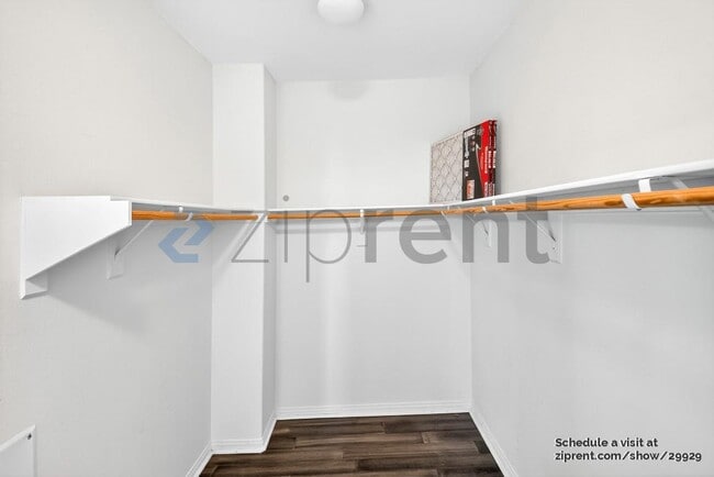 Building Photo - 2409 Via Alicante