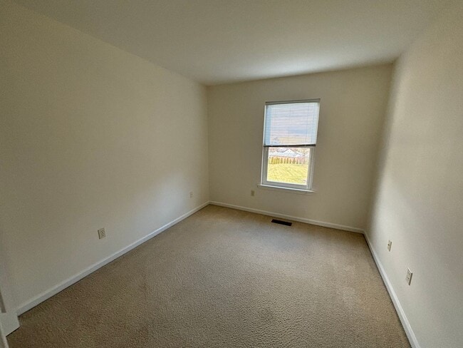 Building Photo - Updated New Tripoli Rental