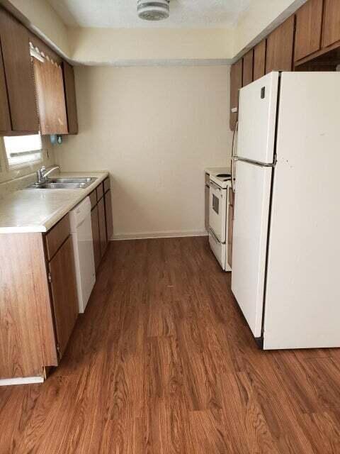 Building Photo - 321 Churchill Dr