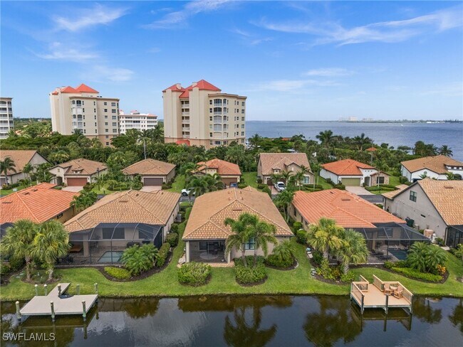 Building Photo - 14750 Laguna Dr
