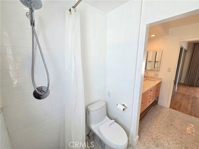 Building Photo - 20 Senisa