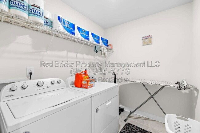 Building Photo - 12216 Stoneybrook Station Pkwy