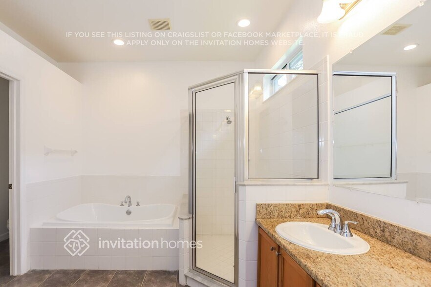 Building Photo - 15536 Gannetglade Ln