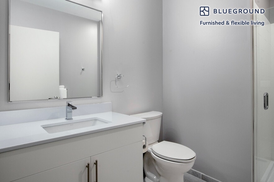 Building Photo - 1550 Soldiers Field Rd