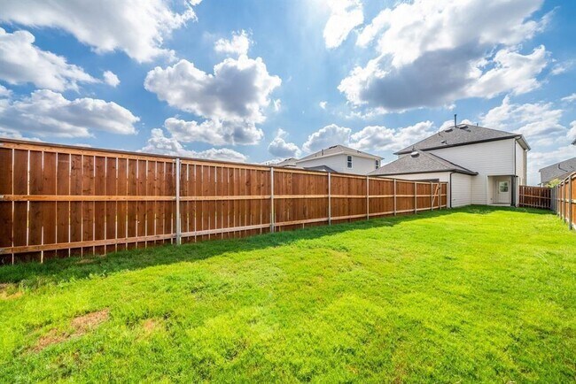 Building Photo - 123 Watkinville Rd