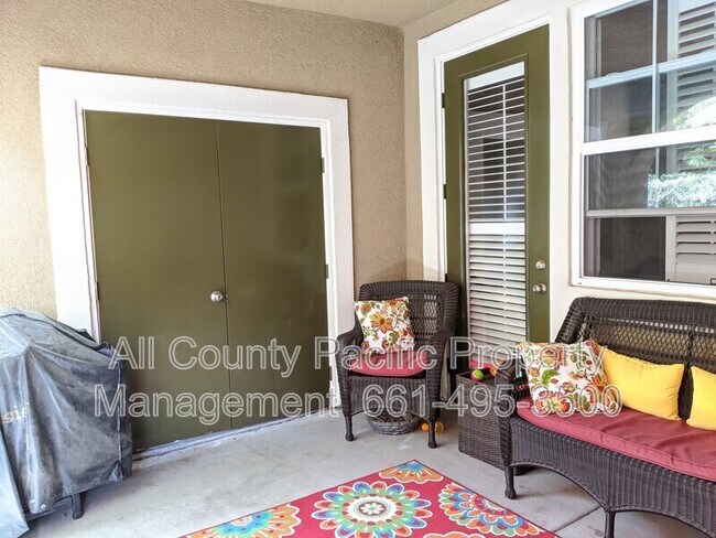 Building Photo - 17991 Lost Canyon Rd