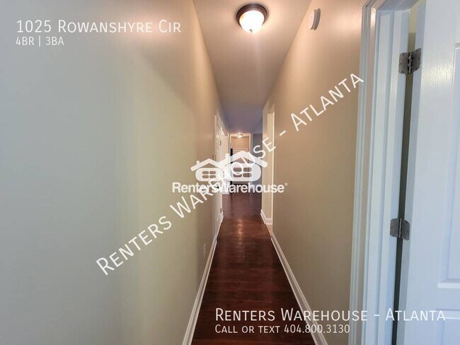 Building Photo - 1025 Rowanshyre Cir