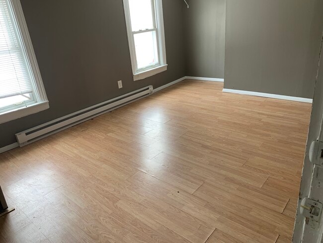 Building Photo - 80 Park Ave