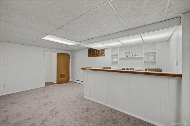 Building Photo - 38 Park Dr E