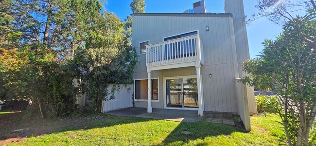 Building Photo - 7862 Hampton Ln