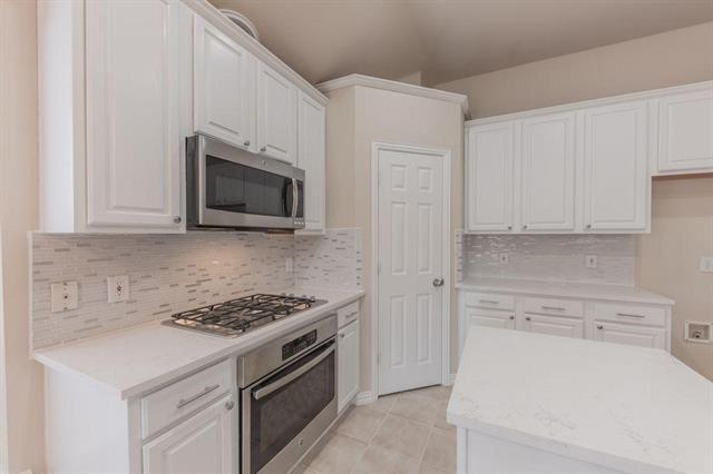 Building Photo - 2034 Westbury Ln