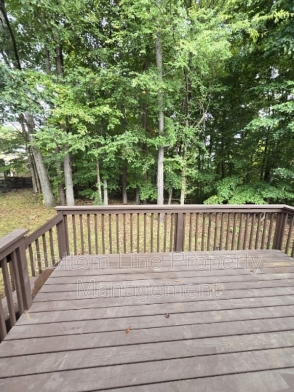 Building Photo - 7803 Harrington Woods Rd