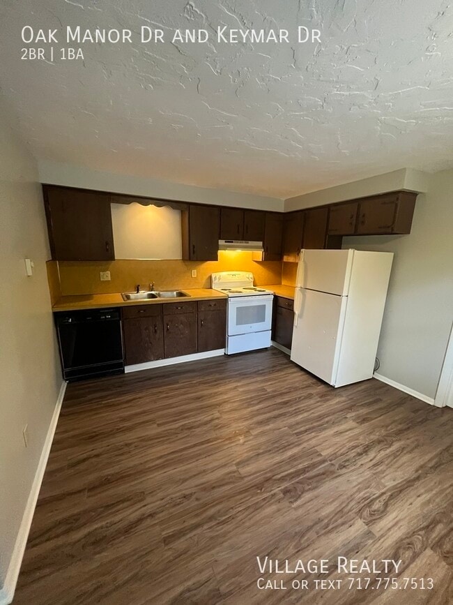 Building Photo - 176 Oak Manor Dr