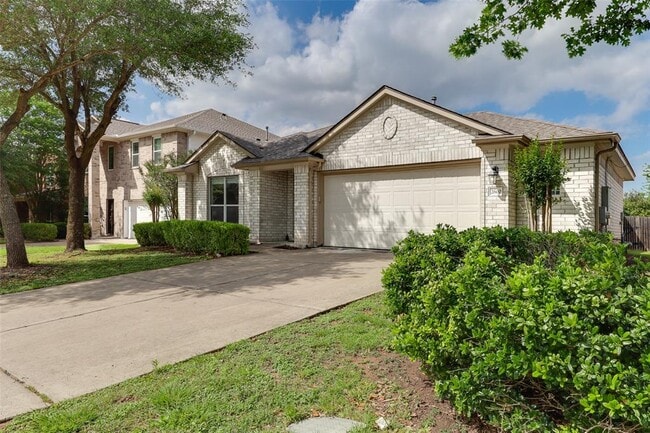 Building Photo - 2600 Grand Mission Way